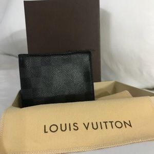 Louis Vuitton men wallet